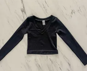 BLACK LONG SLEEVE RIBBED CROP TOP