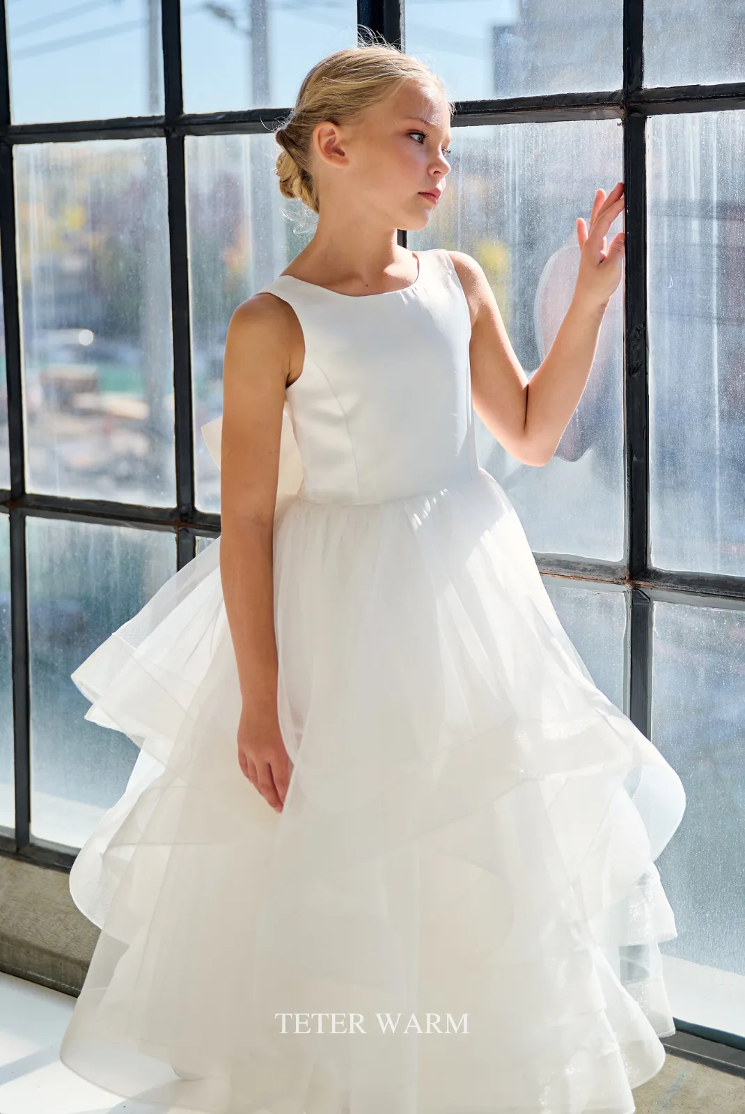 Bow Back Horsehair Dress ES401