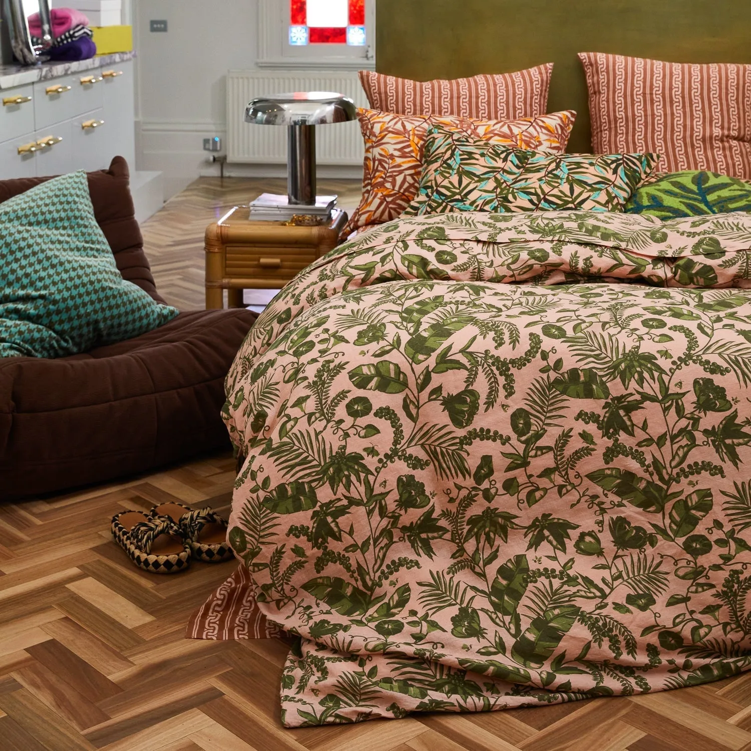 Safia Linen Quilt Cover - Martini - Queen